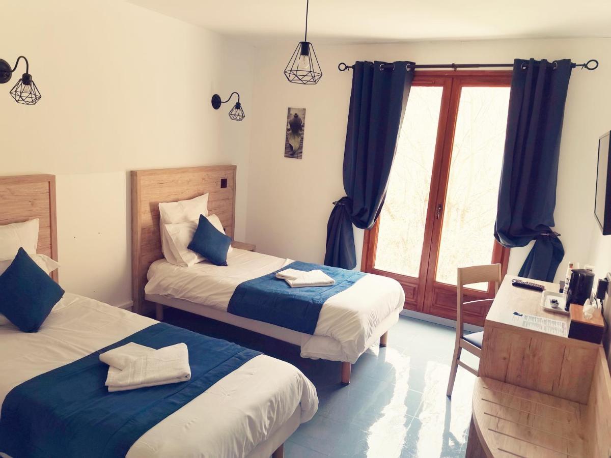 Auberge Du Riou Puget-Rostang Kültér fotó